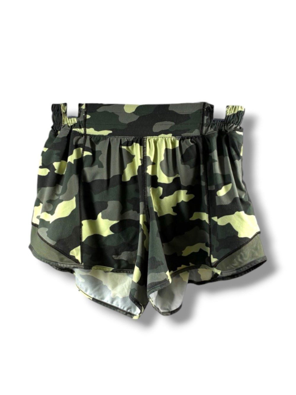Lululemon Hotty Hot Short 4” in Heritage 365 Camo Crispin Green 4 Tall
